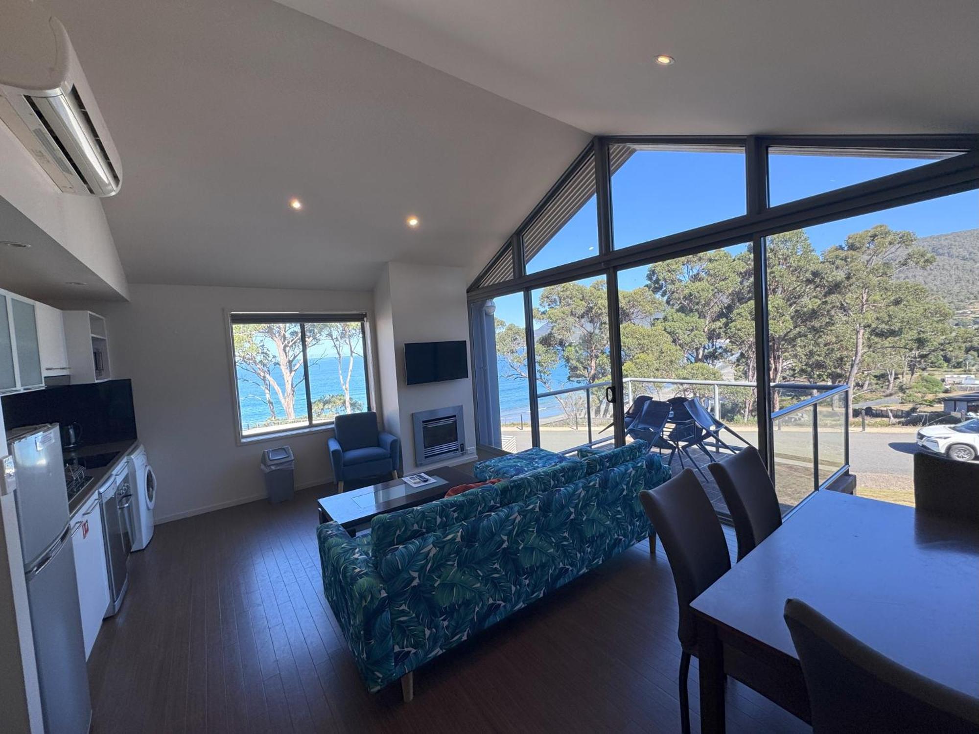 Lufra Beachside Hotel Eaglehawk Neck Ruang foto